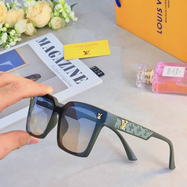 Louis Vuitto*2025新款方框太阳镜女士轻奢墨镜防紫外线明星同款眼镜