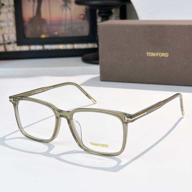 Tom For* Mod：Tf5607-F-B Size：55-16-145