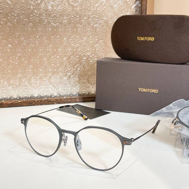 Tom For*Model：Tf5866-Bsize：52口19-145高版本～～