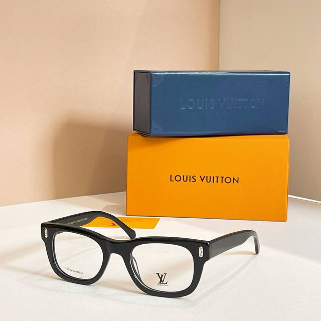 Louis Vuitto*Model：Qm5535Size：52口22-145
