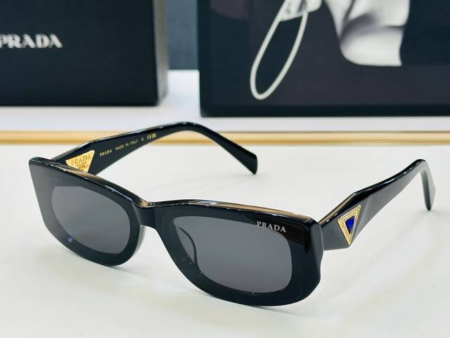 prad*普家 pr1703 Size：54口21-145 眼镜系列堪称精湛制作 彰显独特个 Bm最新推出火爆款