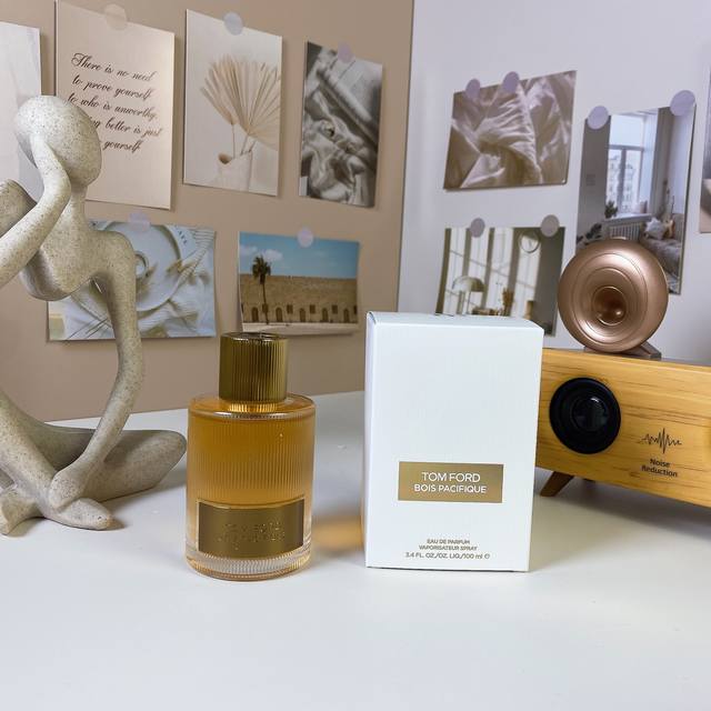 高端品质 Tf汤姆 福特荒野檀木100Ml Tom Ford Bois pacifique, 品牌：汤姆 福特 属性：男香 香调：芳香木质调 前调：小豆蔻亚基戛