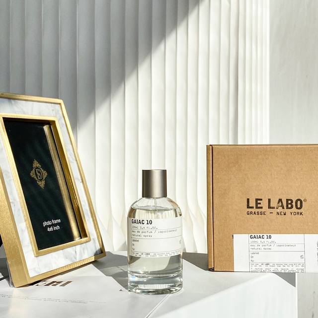 高品质 实验室10号东京浓香水100Ml Le Labo Gaiac 10 Tokyo 香水实验室 东京愈创木 香调：木质香调 属性：中性香 成分：麝香、雪松、