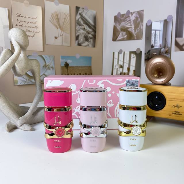 高品质 拉塔法中样三件套。 3×30Ml，带喷头。香氛进口中东迪拜香水。 内含：玫红，粉色，白色。