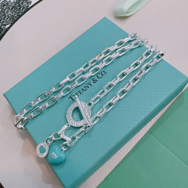 蒂芙尼项链 Tiffny&Co. 专柜精工银版本 明星同款 复古做旧风 原版复刻 纯手工打造 ～正品开模潮流时尚必备 男女均可佩戴 情侣款同款 摇滚朋克银风格
