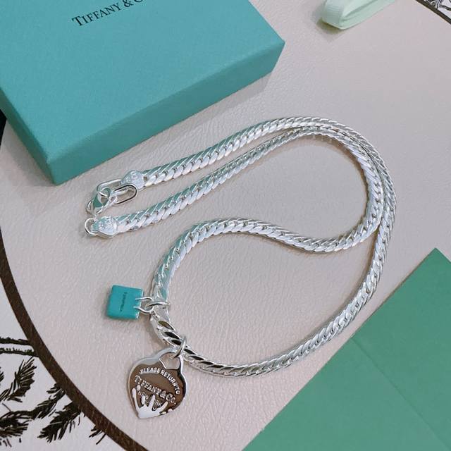 蒂芙尼项链 Tiffny&Co. 专柜精工银版本 明星同款 复古做旧风 原版复刻 纯手工打造 ～正品开模潮流时尚必备 男女均可佩戴 情侣款同款 摇滚朋克银风格