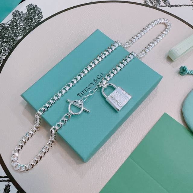 蒂芙尼项链 Tiffny&Co. 专柜精工银版本 明星同款 复古做旧风 原版复刻 纯手工打造 ～正品开模潮流时尚必备 男女均可佩戴 情侣款同款 摇滚朋克银风格