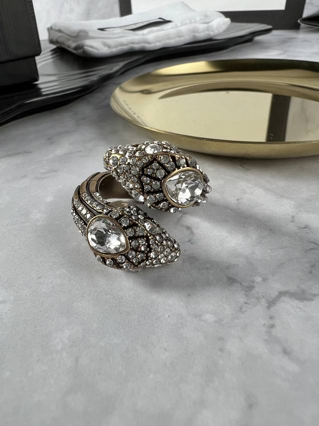 Gucci 双蛇头 中古 戒指