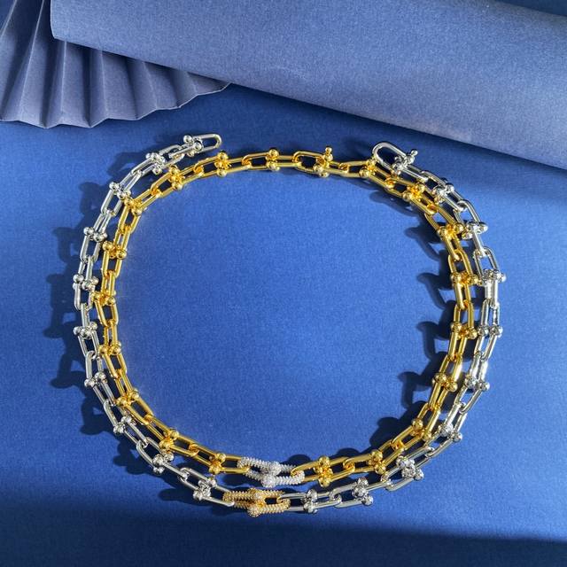 项链 Tfn蒂芙尼Tiffany新款欧美时尚粗款光面竹节链金银撞色设计拼接2节镶钻竹节U形马蹄扣项链 黄铜材料电镀18K金 2个色 项链重约106.3G 项链约