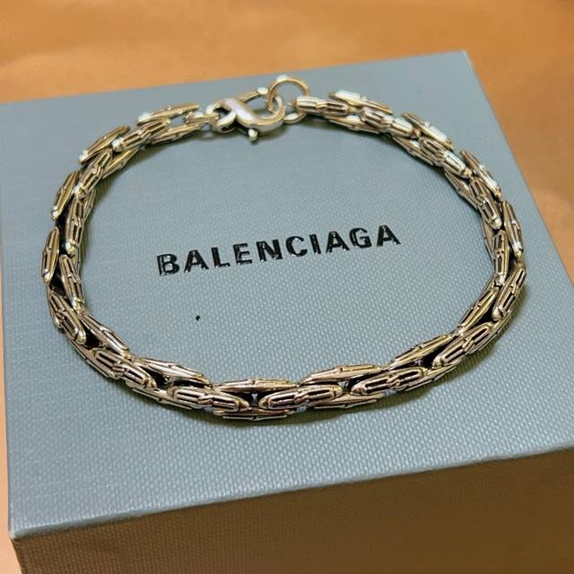 原单货新品 巴黎世家 Balenciaga手链专柜一致巴黎世家手链 男士火爆款出货 设计独特 前卫 男女必备！码数18。20。22。24Cm