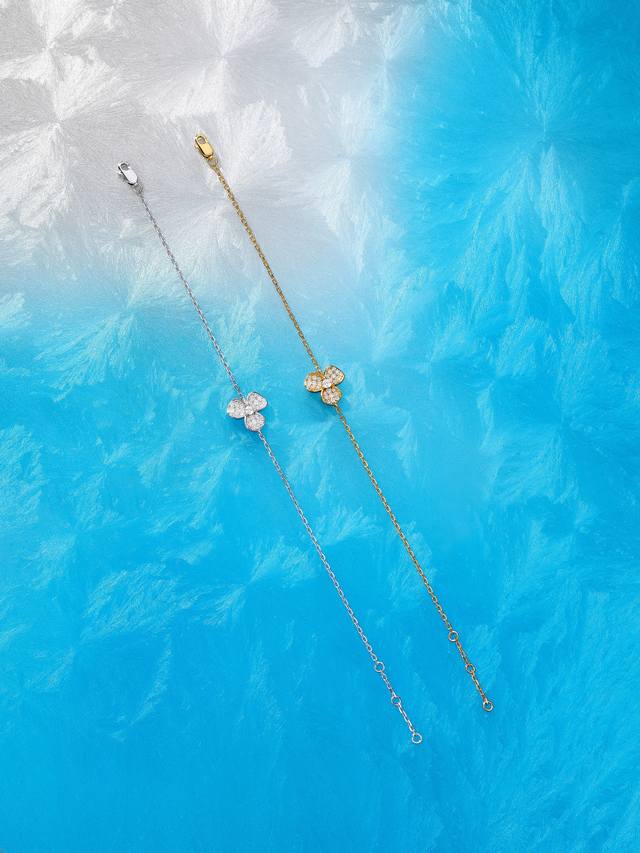 250671 我们出品 量大咨询客Fu 彩宝系列-花朵手链 重工版本，非市面轻工版，通体925纯银耐磨保色度行业最新配方优金电镀！人无我有！对标高级珠宝工艺！全