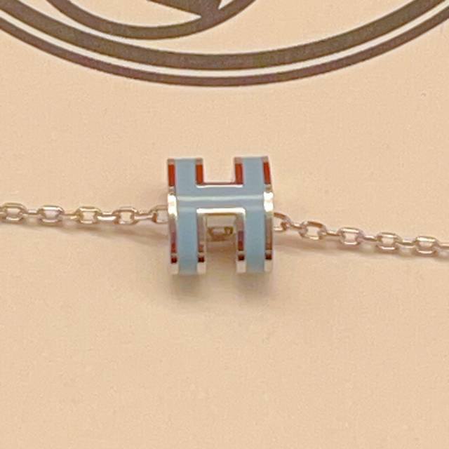 Hx075 He Mes最新款蓝色珐琅迷你银项链 一致Zp黄铜材质，非常的上镜设计很特别值得入手高级手工坊系列