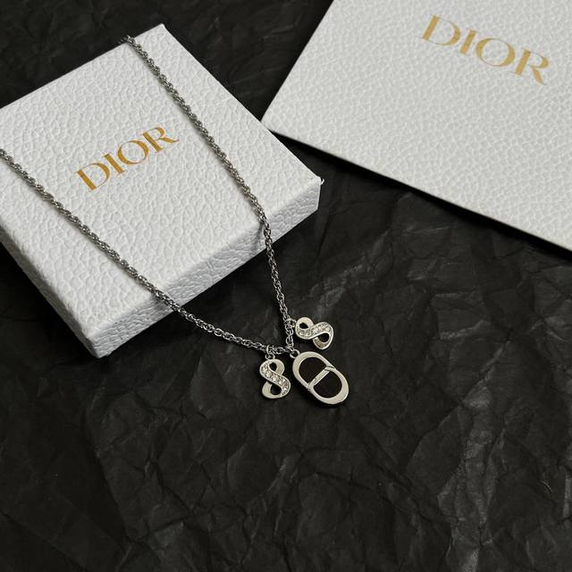 Dior 迪奥 中古 项链 专柜一致上新 精选原版一致 黄铜材质 甜美气质高雅