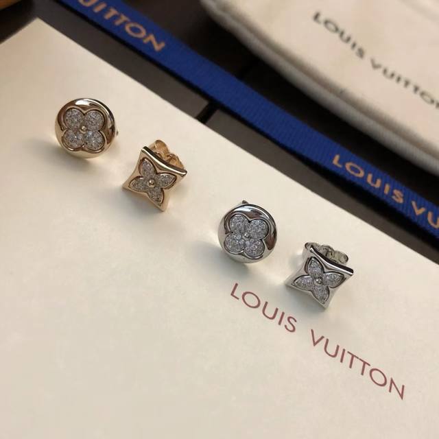 Lv 路易威登 四叶草不对称耳钉 日常百搭 经典款老花 超美腻 专柜不够卖的款 精选德国进口材质电镀厚金