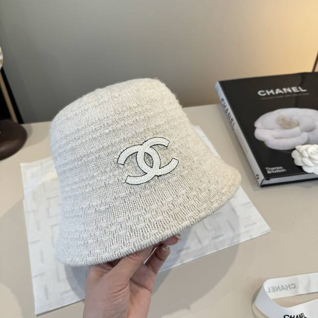 Chanel香奈儿新款羊毛渔夫帽 ,可折叠