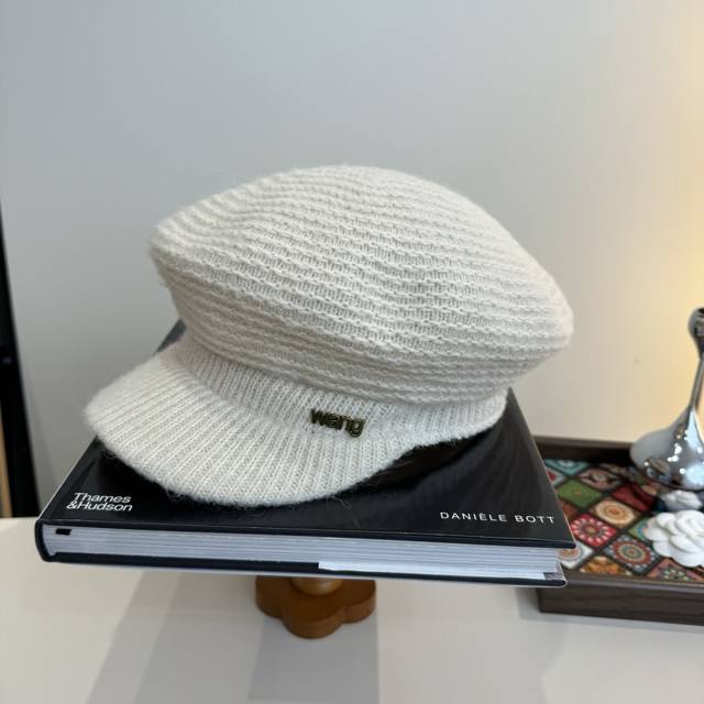 大王羊毛画家鸭舌帽，百分百羊毛%面料，头围57Cm