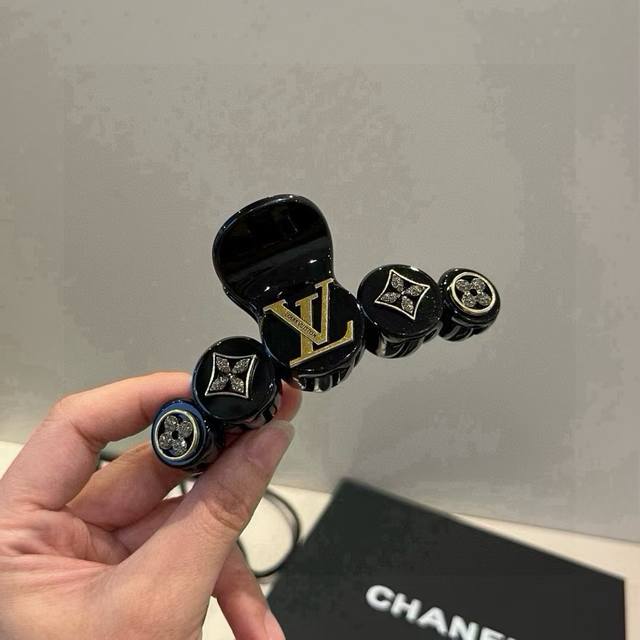 Lv路易威登发夹