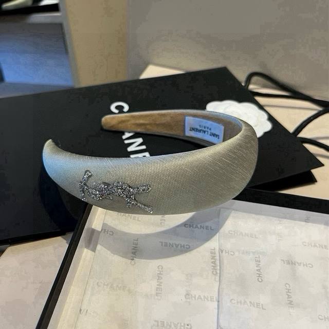 Ysl圣罗兰新款发箍