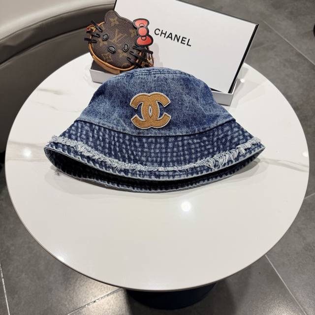 Chanel香奈儿 新款高级感牛仔小香风渔夫帽，遮阳又超好搭配，出街单品 高货版本原单品质