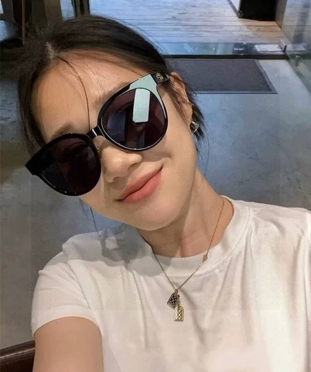 Dior-迪奥 2025开春新款 潮流爆款 时尚圆框偏光太阳镜 高品质 佩戴舒适 网红潮款墨镜 型号：D6106