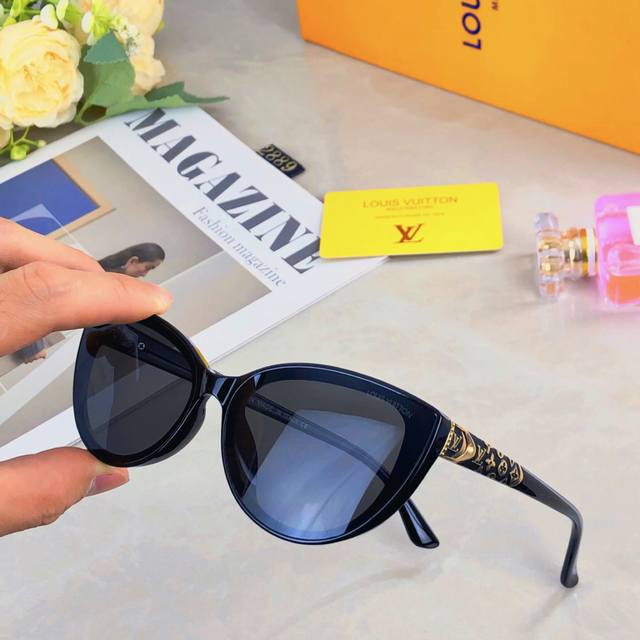 Louis Vuitto*2025新款猫眼小框金属印花腿高级感轻奢女太阳镜遮阳墨镜