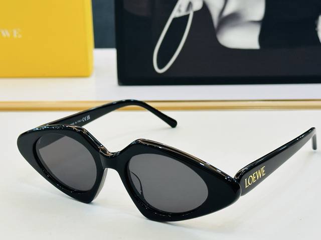 罗意威 Lw40185 Size：50口18-140 实物更美 现货发售！细节全部实拍展示 Wen 现货不多 微笑]