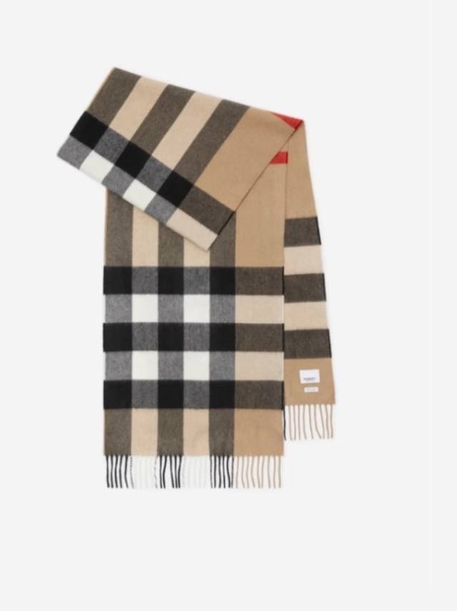 巴宝莉 新款超级有品百搭的款，绝对质量好到爆的超值最新出口男女羊绒围巾.手感细腻度非常好关键这类的非常百搭，可以搭配休闲外套也可以搭配商务西服绝对不会不会搭错的