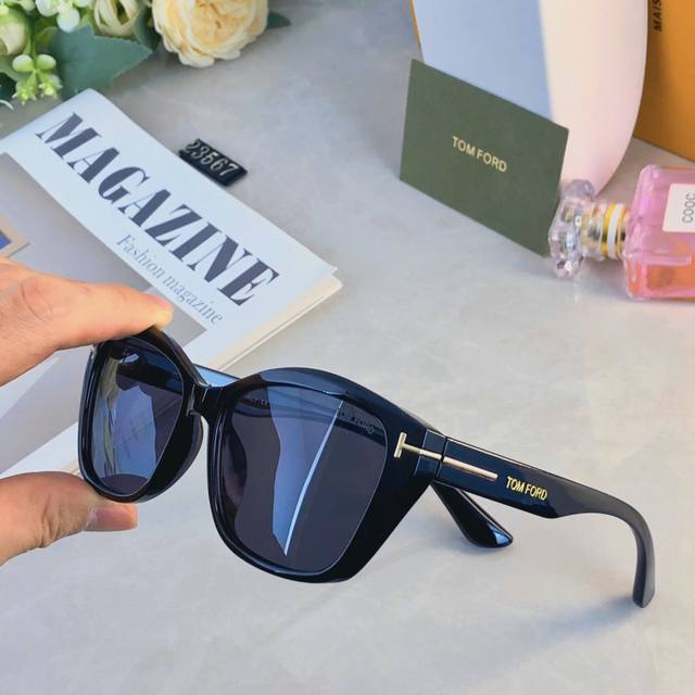 Tom For*猫眼墨镜女Ins网红高级感辣妹潮牌百搭时尚防紫外线T字太阳眼镜