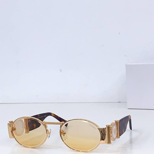 Versac*Model：Ve6822Size：59口19-138