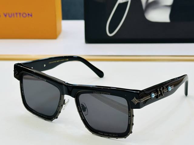 路易家 Z U Size：52口21-140 充满活力的 展现独特个性展现大气的你 B高品质