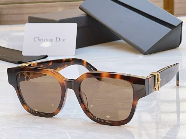 Dio* 迪*奥新款太阳镜， Model：Dior Oblique S1F，Size：54口18-150