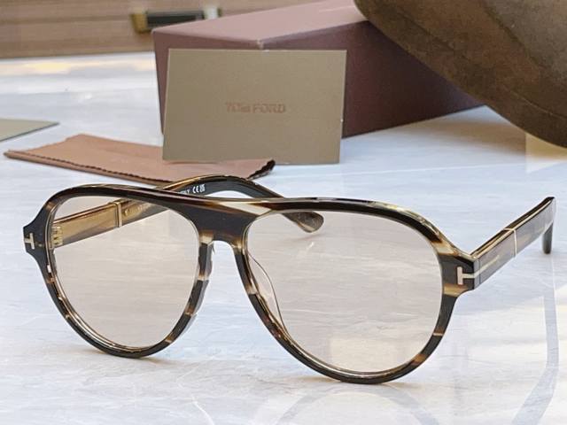 Tom For* 汤姆*福特新款太阳镜，Model：Tf1080，Size：59口13-145