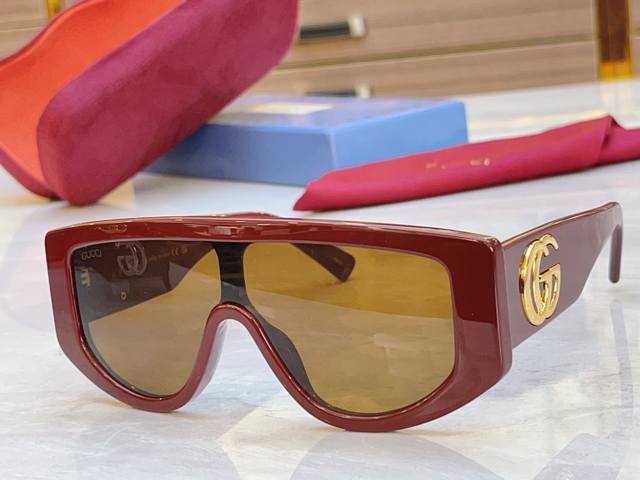 Gucc* 古*驰新款眼镜架，Model：Gg1950S，Size：58口7-145