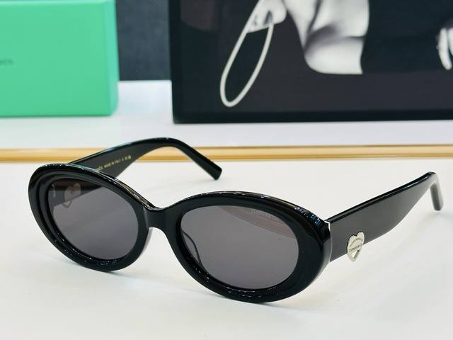 蒂芙家 Tiffany & Co. Tf4221 Size：56口19-145 时尚太阳镜架 B多色可选 太阳镜