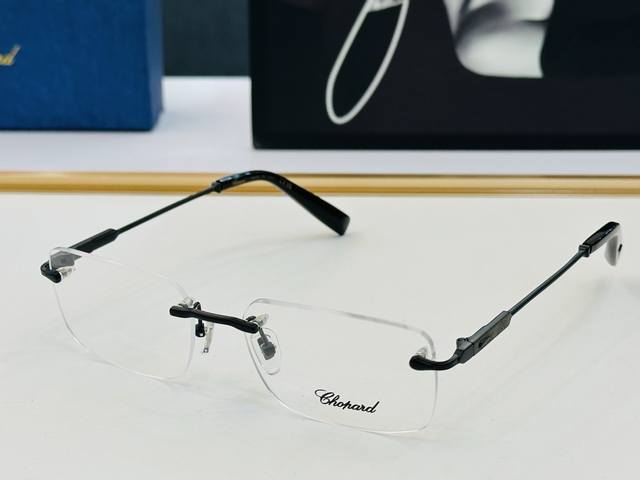 原版 Chopard肖邦 Model: Vchg57 Size：57口17-145 以现代时尚的设计风格 B配光架