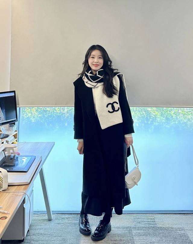 Chanel香奈儿经典菱形设计双面配色 新款羊绒针织围巾原版工艺 购入打版，，商标吊牌齐全