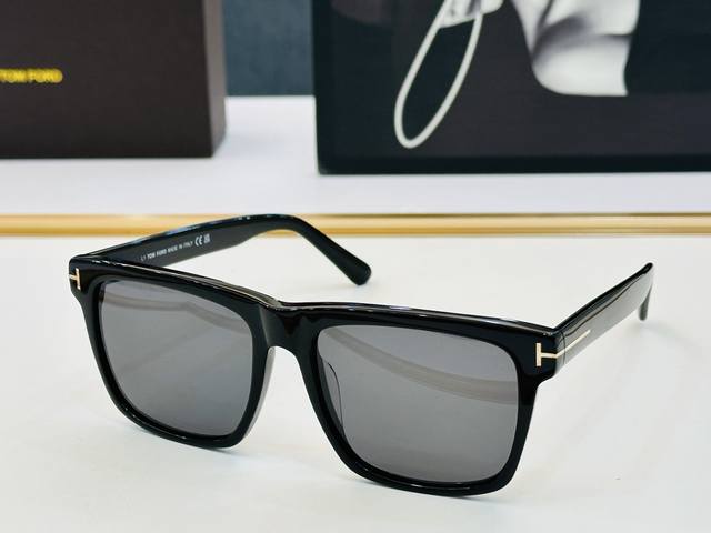 Tom For* 汤姆家 官网新款 Ft0906 Size：58口17-145 经典时尚 C采用时下最流行片色