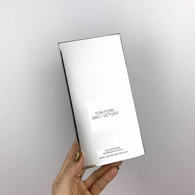 专柜品质 Tf灰色香根草香水100Ml专柜品质Grey Vetiver 100Ml男士香水 Tf 汤姆福特 灰色香草根 香根草 男士淡香水100Ml前调：橙花