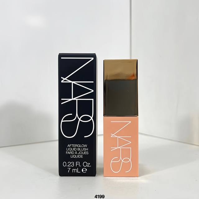 高品质 Nars粉管液体腮红7Ml。 4199编码！4色：Wa牛奶粉紫，Do杏茶玫瑰，Or愉悦红粉，Be烟粉豆沙。 备注英文简称！