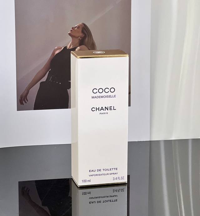 原单品质 果子熟了，夏天“她”来了 香水不仅仅代表“味道”更是打开一天美好心情的气息，每个味道代表着不一样的气息不一样的兴奋和喜悅。夏日空气中弥漫着阳光的气息