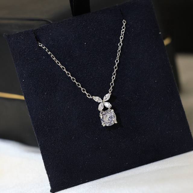 精工版本 顶级品牌 格拉芙 蝴蝶项链高级珠宝定制仿真钻系列 尽显奢华 高端定制 S925纯银 电镀铂金仿真钻蝴蝶 Graff项链！翩翩起舞的小精灵 蝴蝶质感超赞