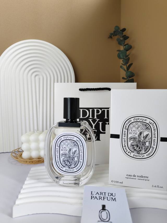 原单品质 Diptyque Eau Rose 蒂普提克 玫瑰之水 #蒂普提克 Diptyque[品牌]# 前调：荔枝、黑醋栗、佛手柑 中调：大马士革玫瑰、摩洛哥