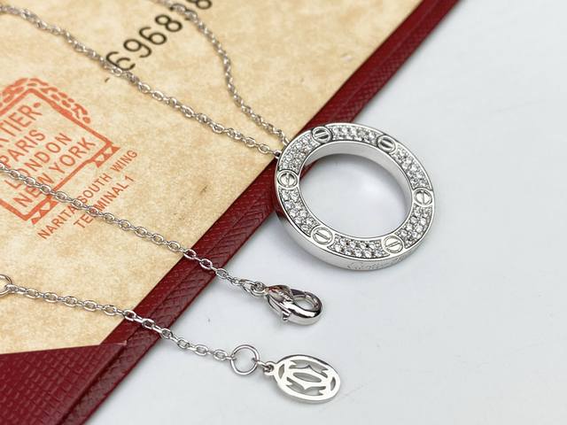 Cartier卡地亚经典Love满天星圆环项链 原版一比一订做，媲美真品 高端亚金电镀18K金工艺 镶嵌进口仿真高碳钻 玫瑰金 白金两色