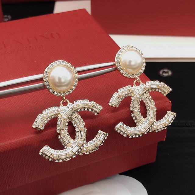 编号Xed0490 Ch*Nel最新款方钻耳环 一致Zp黄铜材质