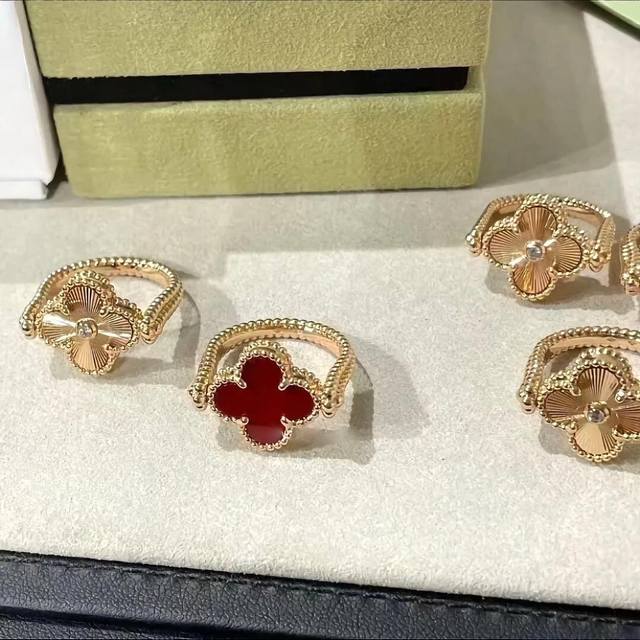 V金材质Vca红玉髓镭射雕花可旋转戒指