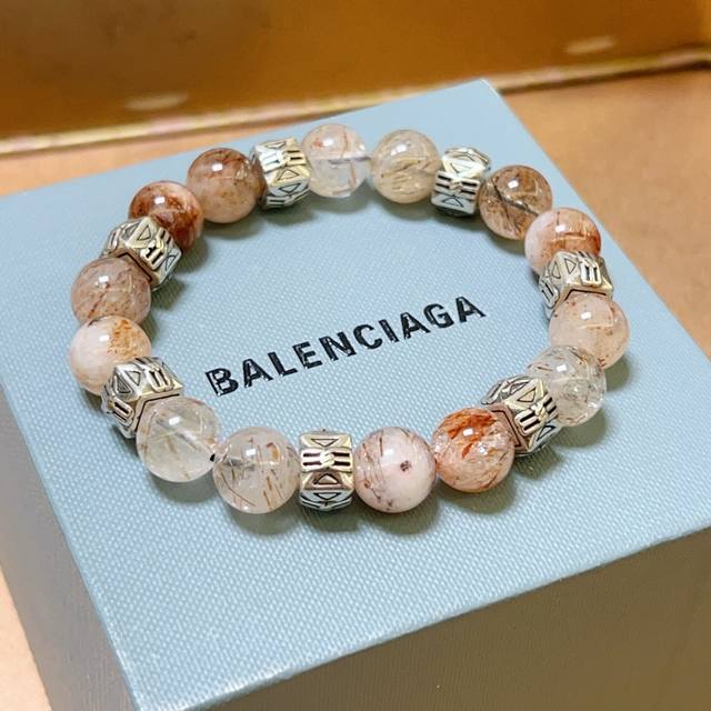 专柜精工版本天然发晶巴黎世家手链 泰银风格巴黎世家手链 明星同款男女款 复古做旧风 原版复刻 纯手工打造 ～正品开模潮流时尚必备 男女均可佩戴 情侣款同款 摇滚