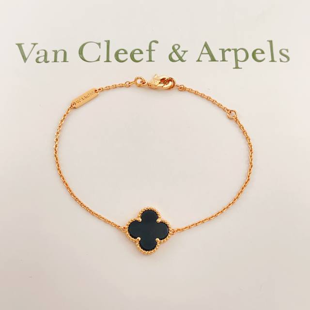 Vs064 Vancleef*Arpel* 最新款黑色贝母四叶草大号玫瑰金手链 一致Zp黄铜材质，非常的上镜设计很特别值得入手高级手工坊系列
