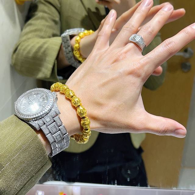 新品发布古驰手链男女同款 最新款黄金穿珠手链档次更高明星同款Anger Forest系列双G水晶手链 尺寸:16-24厘米 细节对版黄金处理 非市面亮面版型 非