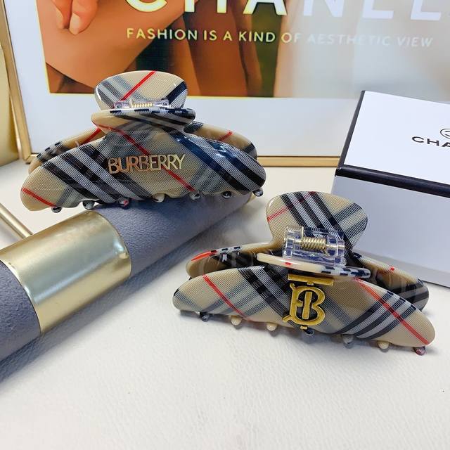 巴宝莉发夹 醋酸格子抓夹气质百搭日常精致小单品 小仙女必入单品 宝藏款 闭眼入推荐款 单个