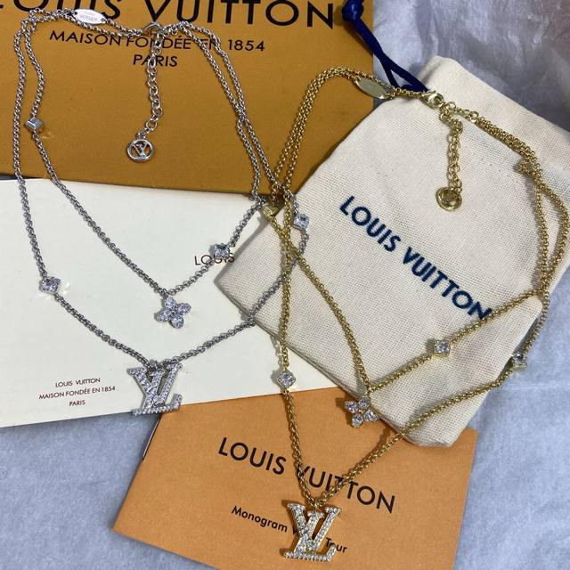 Lx0388 L绿 双层项链 简直就是激动人心的设计，赞到爆这个系列不论是手链，项链，真心美到没朋友，超高颜值的上手非常仙又显白，很适合现在的季节搭配